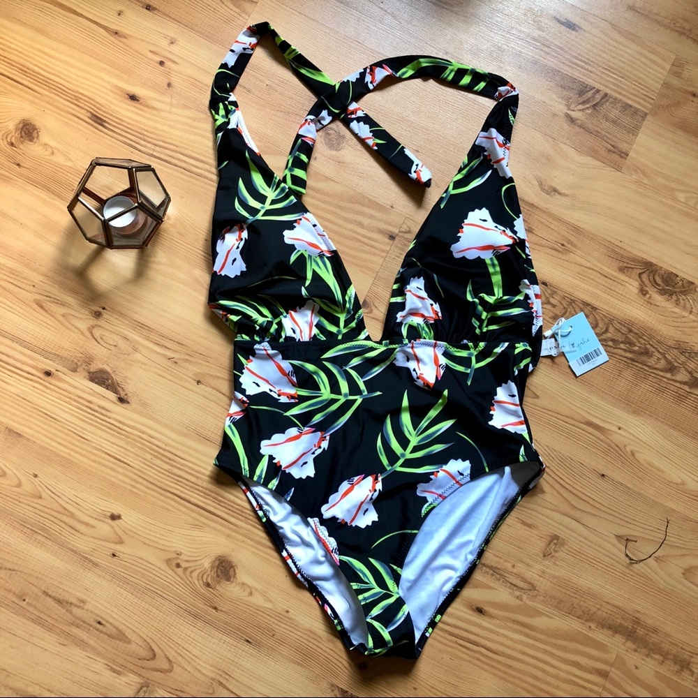 NWT Cupshe One Piece Swimsuit